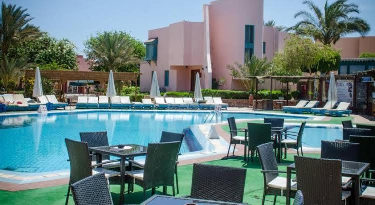 Hotel Zahabia Beach And 4*